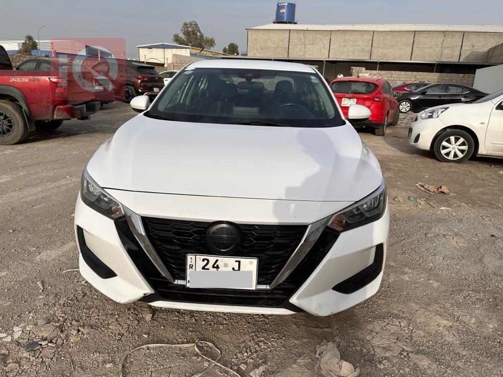 نيسان سنترا